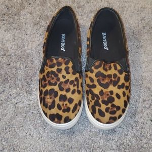 Bamboo leopard print shoes